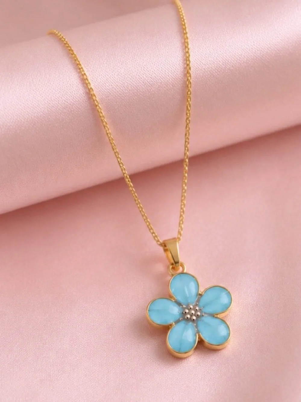 Gold-Tone Blue Flower Pendant Necklace and Earring Set
